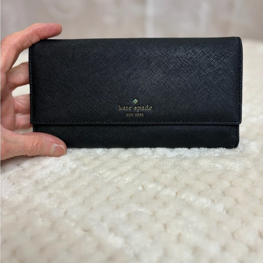 KATE SPADE Saffiano Black Leather Iphone  Wallet